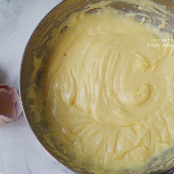 香橙磅蛋糕，甜橙加入到蛋糕中，讓雞蛋蛋糕變的清香無比